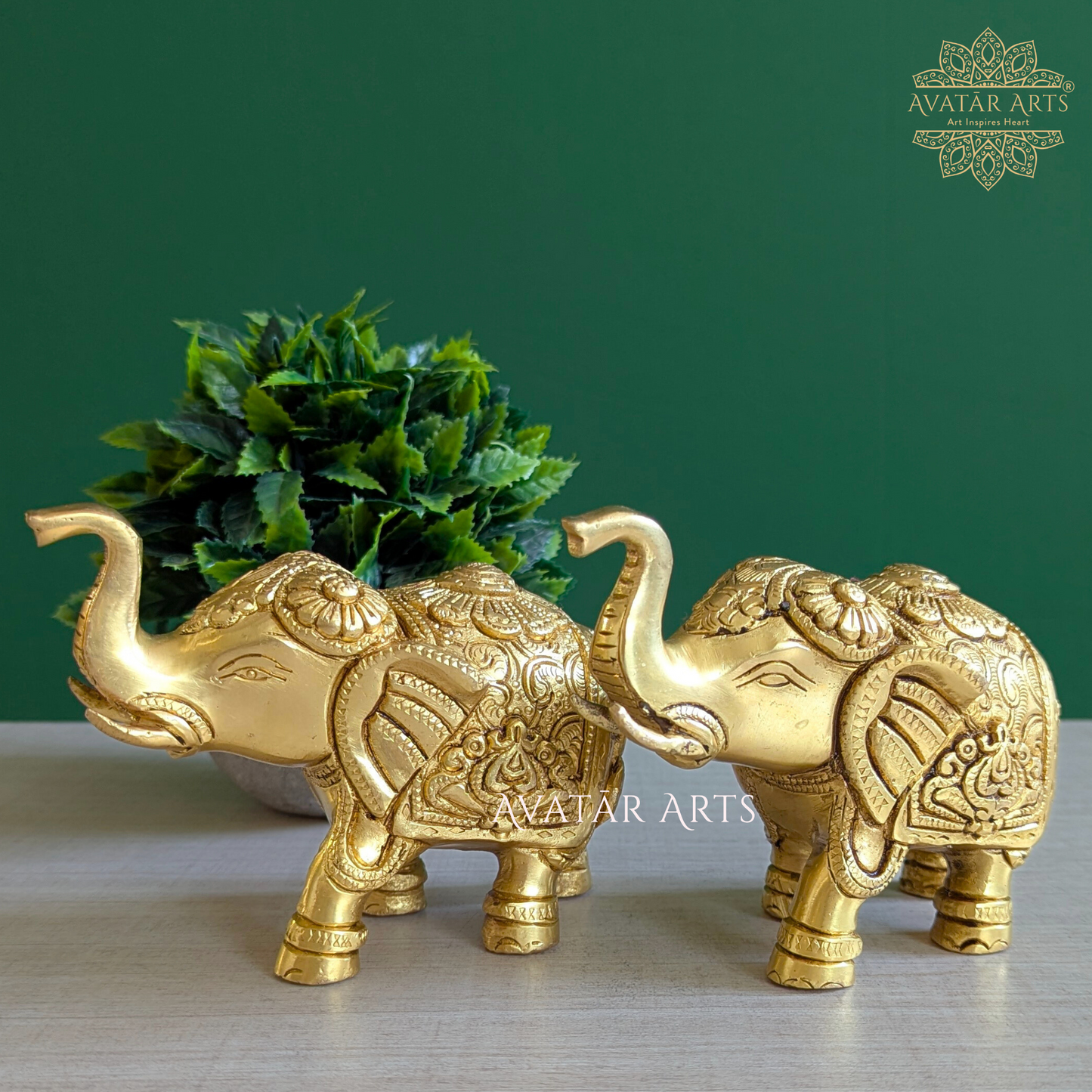 Uptrunk Elephant Pair