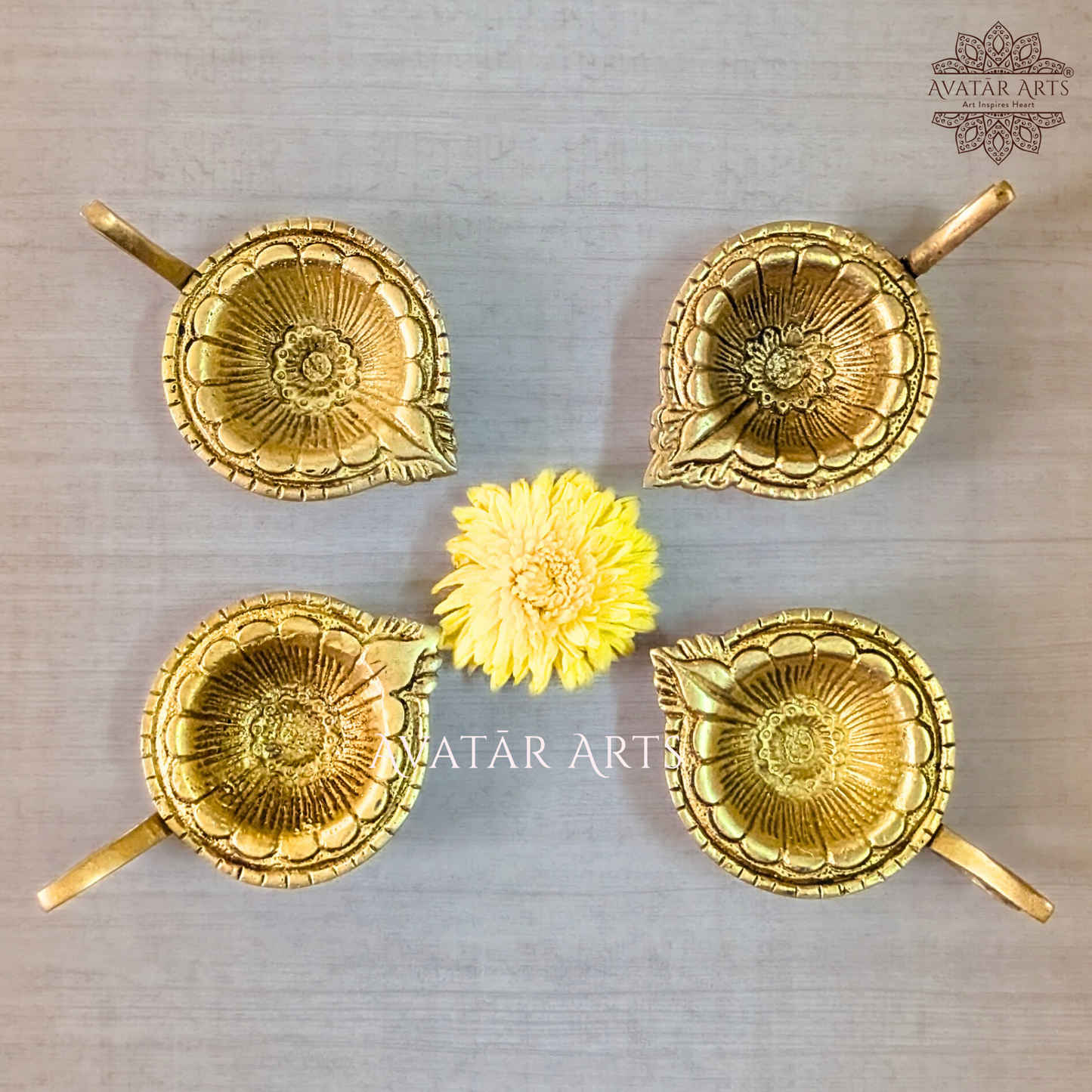 Diya with Handle Set of 4