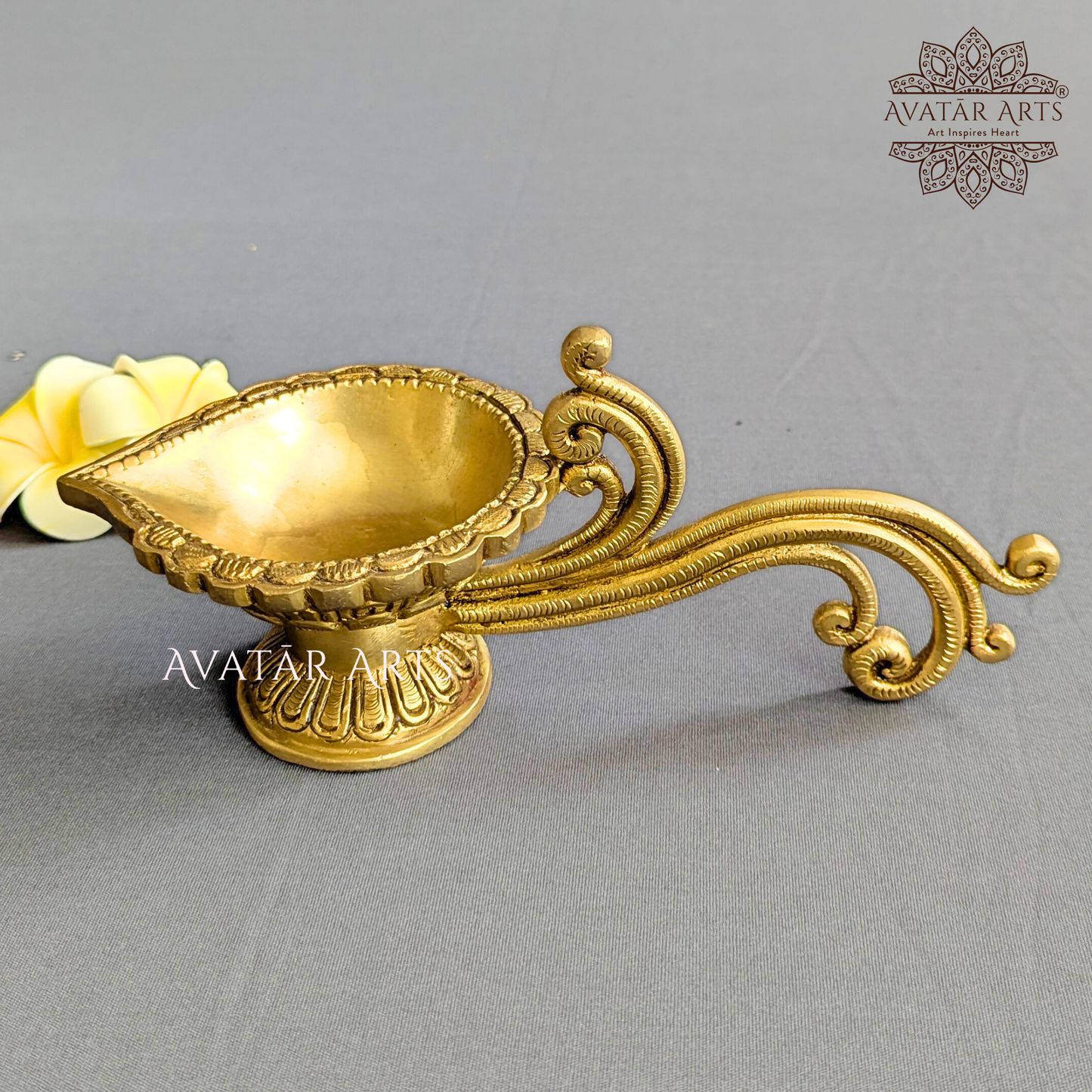 Brass Aarti Cum Lamp Showpiece