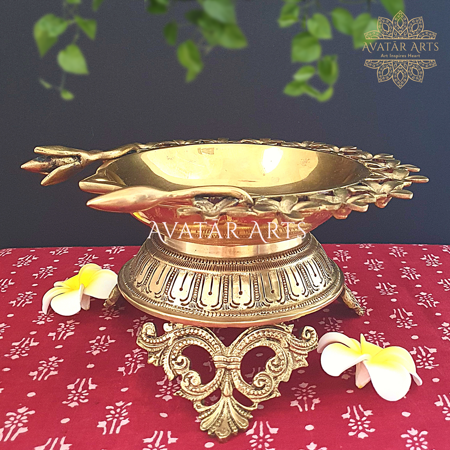 Urli Cum Diya In Brass With Flower Design