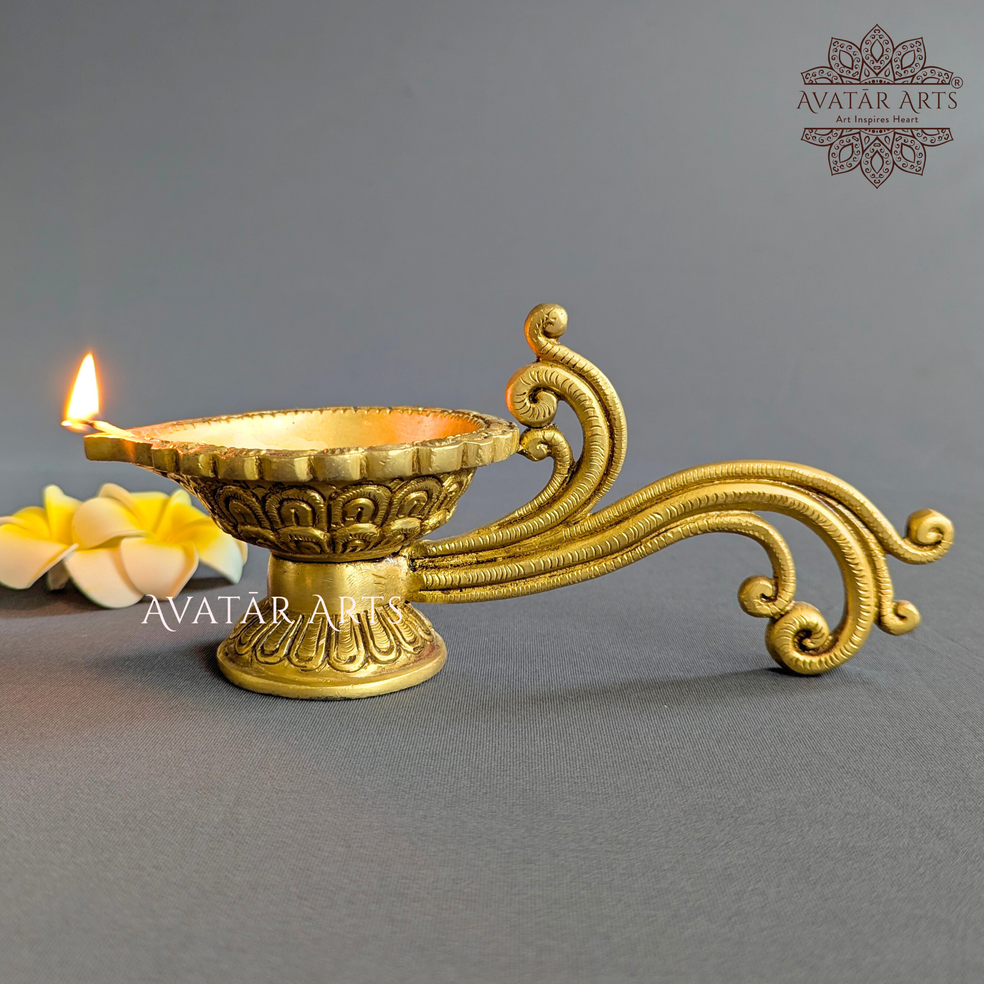 Brass Aarti Cum Lamp Showpiece