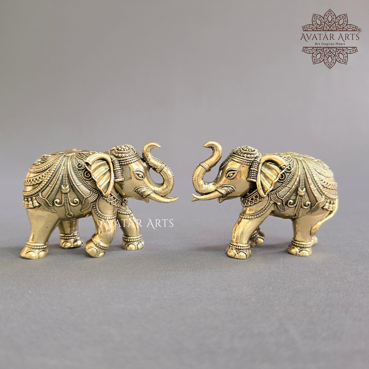 Uptrunk Elephants Pair