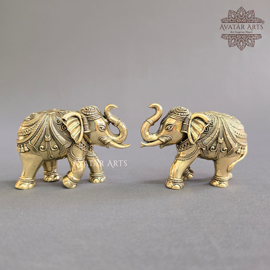 Uptrunk Elephants Pair