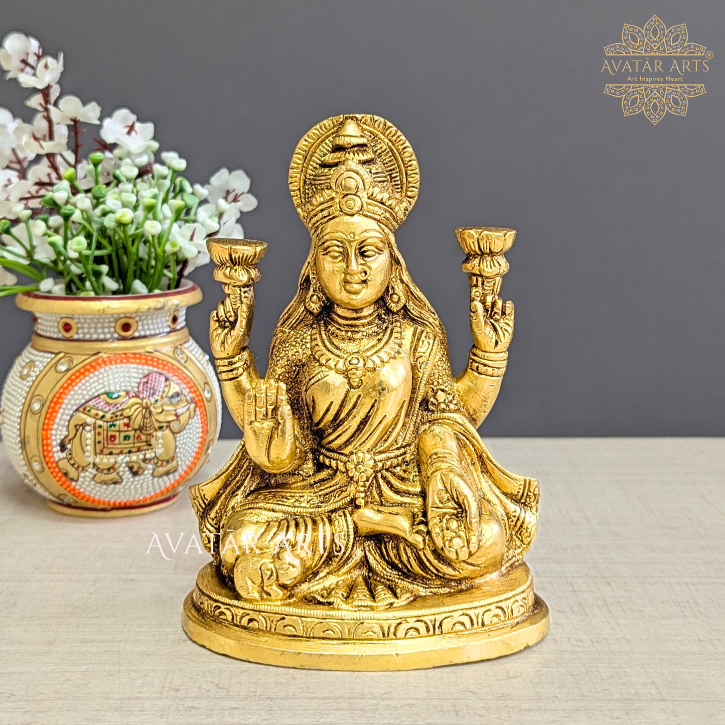 Goddess Lakshmi Statue For Daily Use