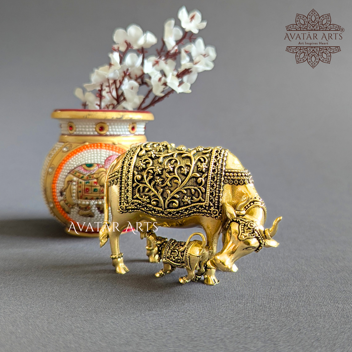 Kamdhenu Cow & Calf