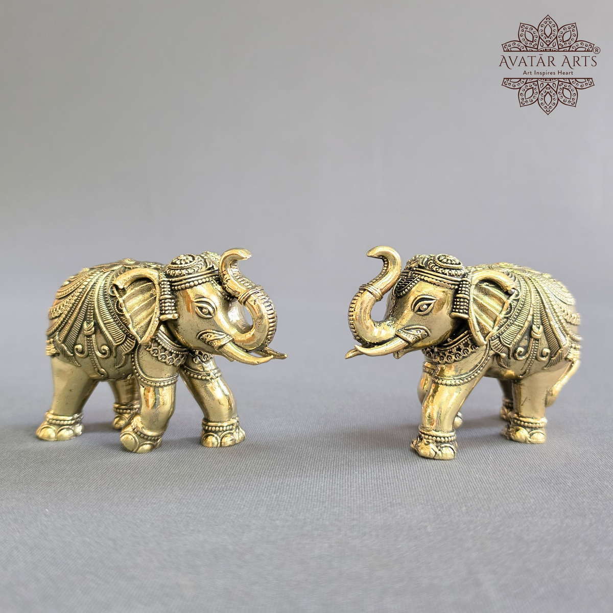 Uptrunk Elephants Pair