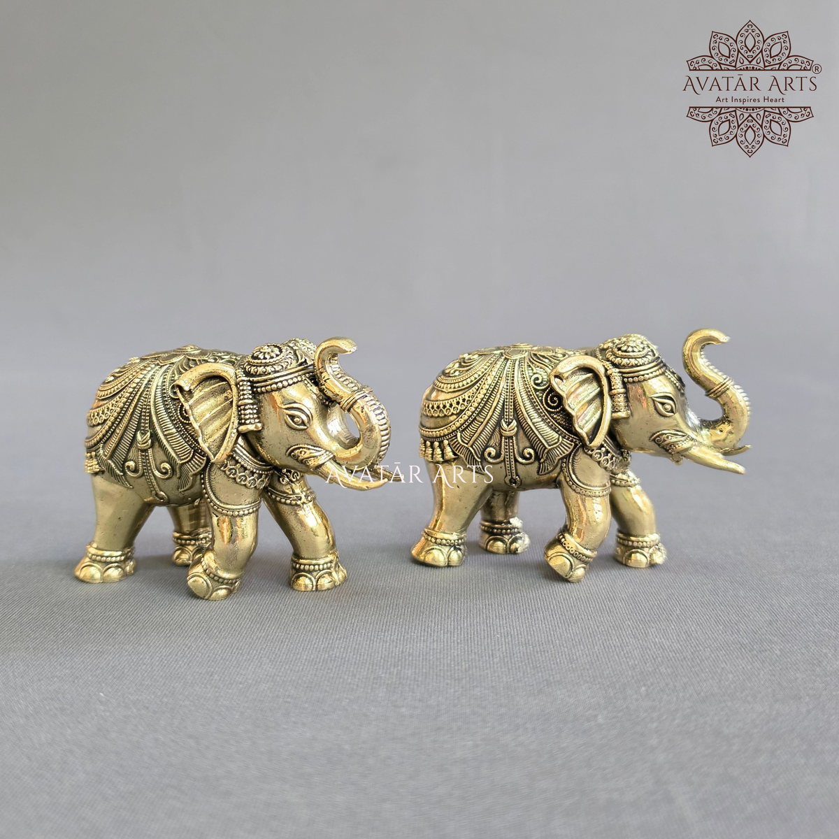 Uptrunk Elephants Pair