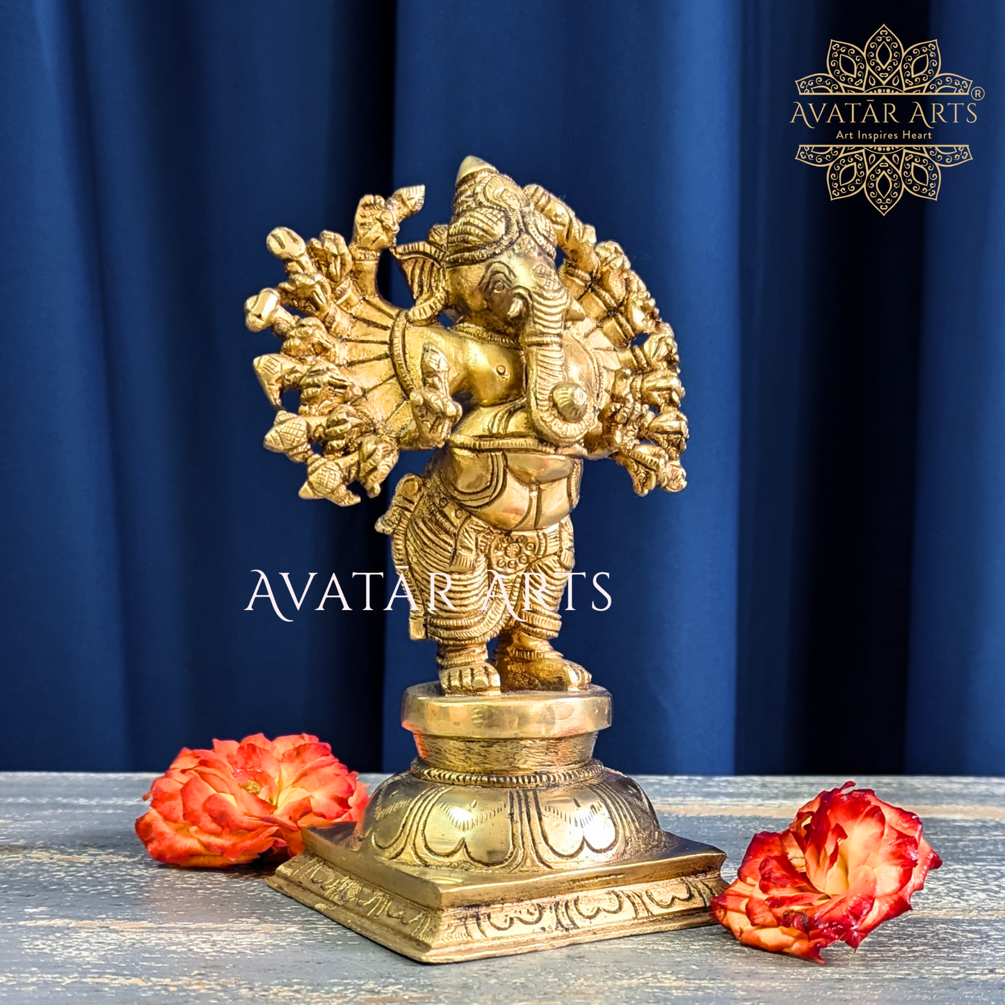 Standing 16 Hands Lord Ganesha Idol / Veera Ganpathi