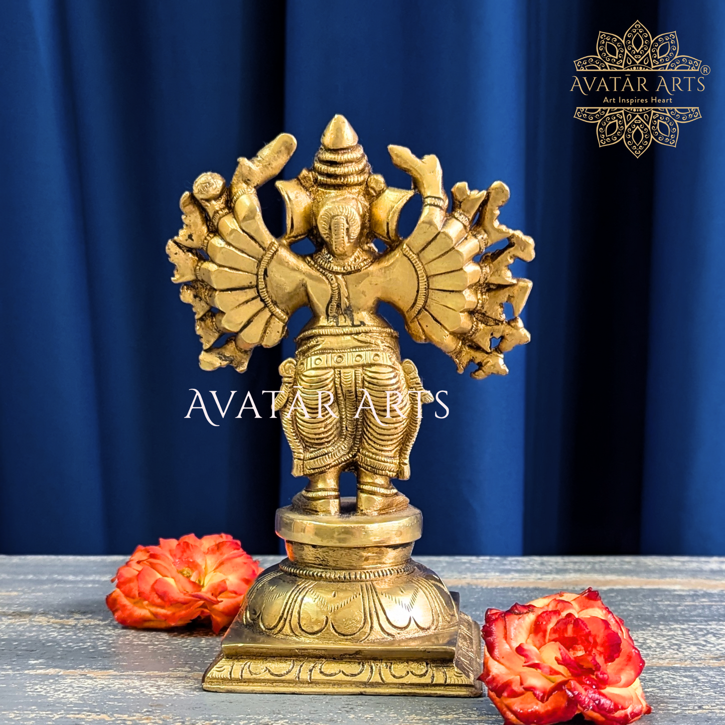 Standing 16 Hands Lord Ganesha Idol / Veera Ganpathi