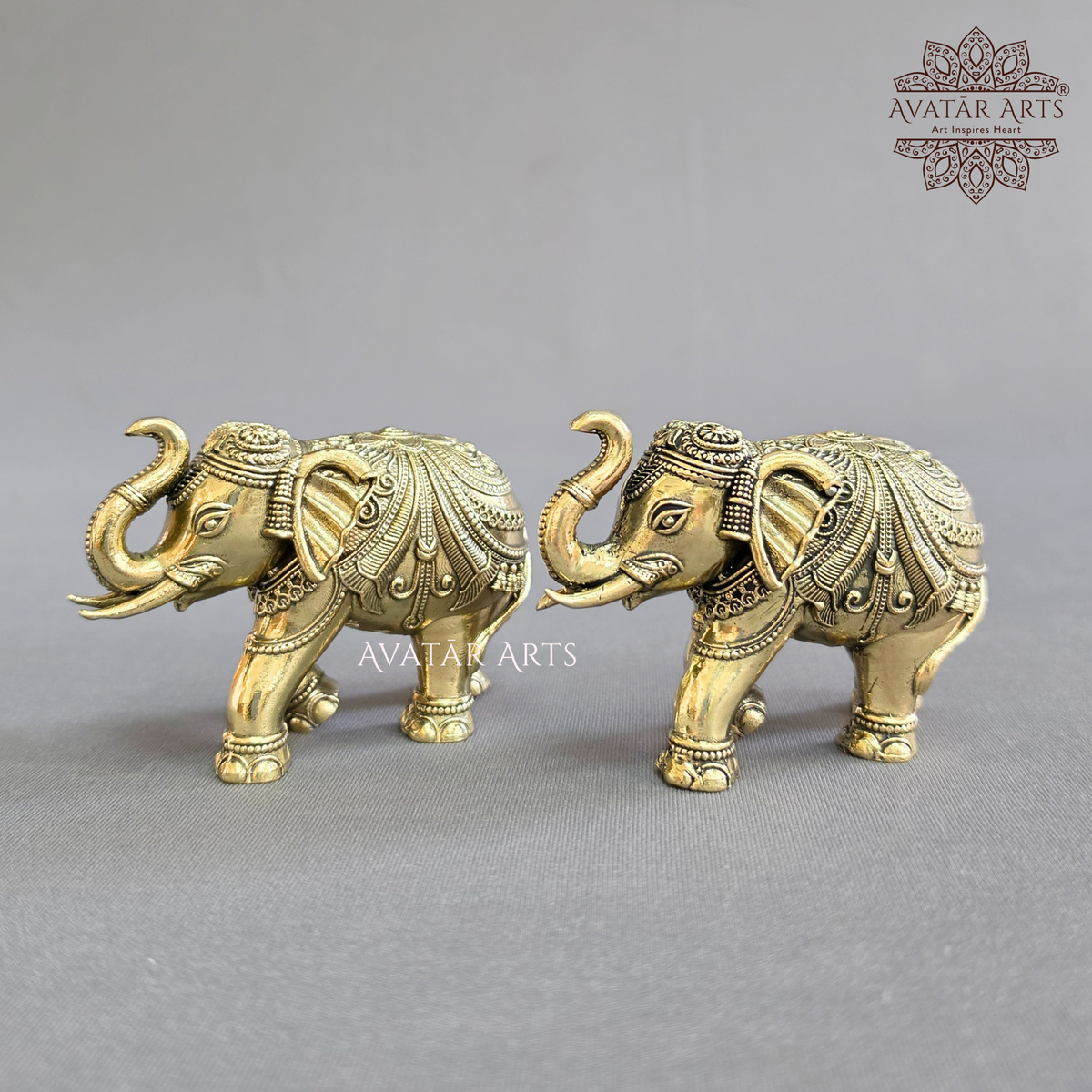 Uptrunk Elephants Pair