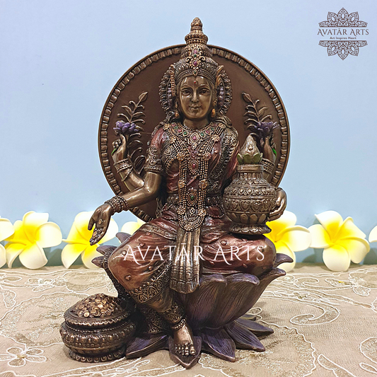 Goddess Lakshmi Idol for Home Temple