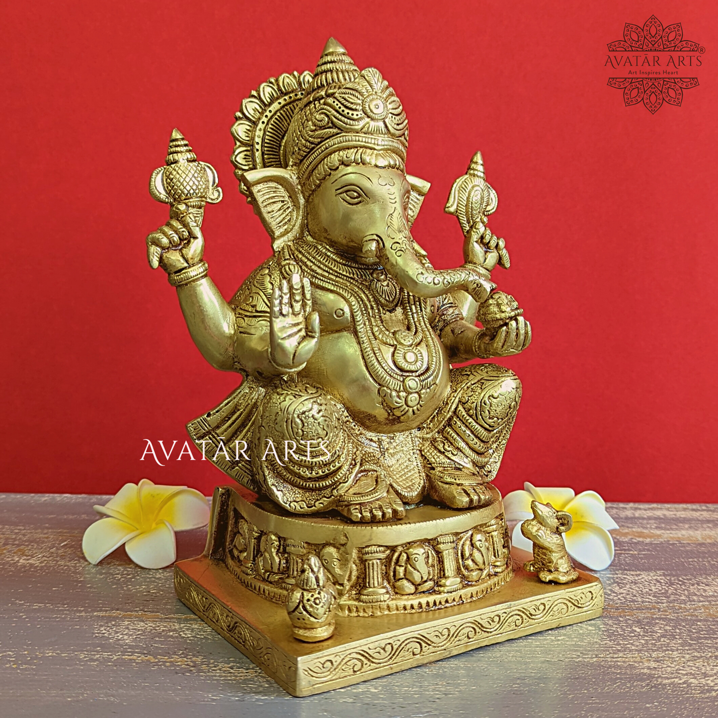 Ganesha With Ashtaganesha In Base